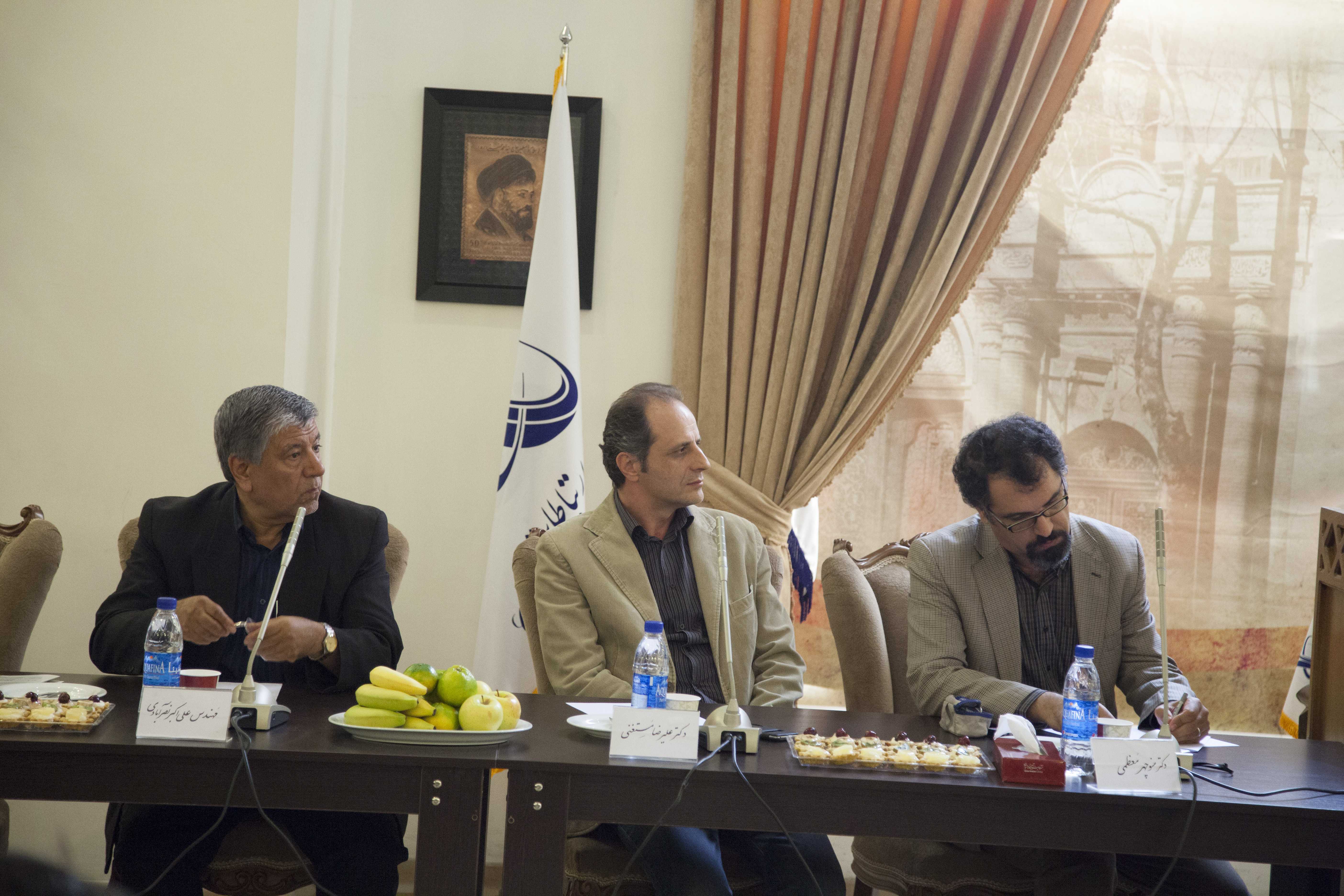 میدان مشق 2