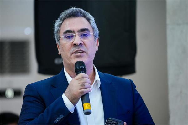 نشست صمیمانه وزیر ارتباطات با اصحاب رسانه