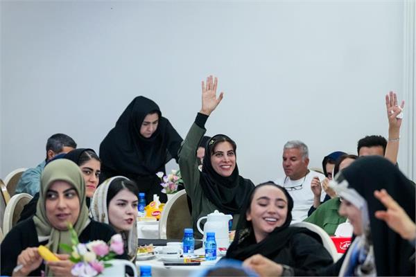 نشست صمیمانه وزیر ارتباطات با اصحاب رسانه