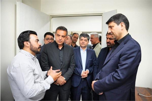 سفر استانی وزیر ارتباطات به استان همدان