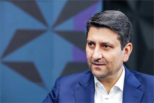 بازدید وزیر ارتباطات از خبرگزاری ایسنا به مناسبت روز خبرنگار