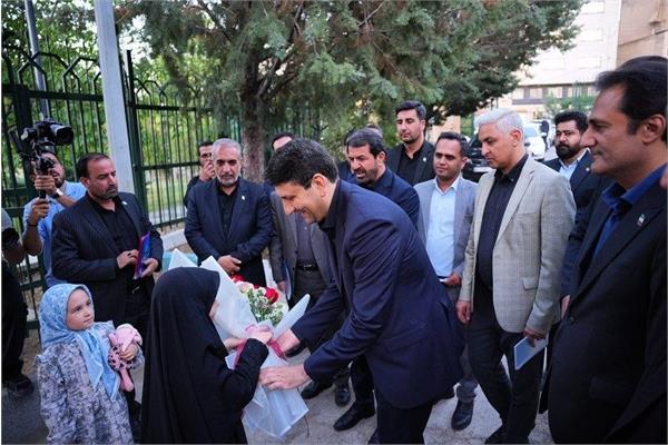 سفر استانی وزیر ارتباطات به استان همدان