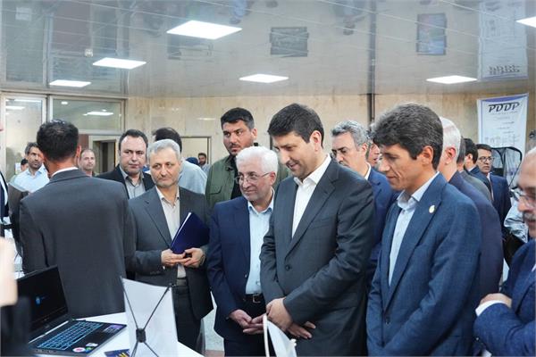 بازدید وزیر ارتباطات از توانمندی های پارک علم و فناوری خراسان شمالی