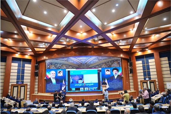 سفر استانی وزیر ارتباطات به استان همدان